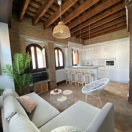 Hostfy Centro Puerta Osario Apartment Севиля Екстериор снимка